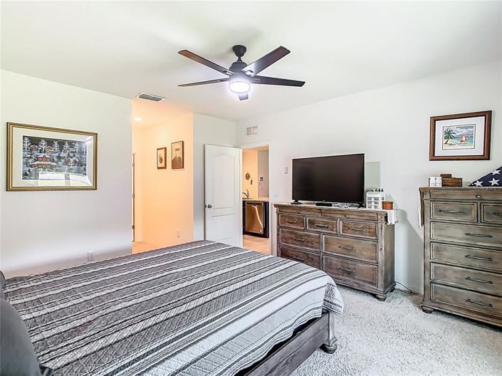 Image No.29-3 Bed Property for sale