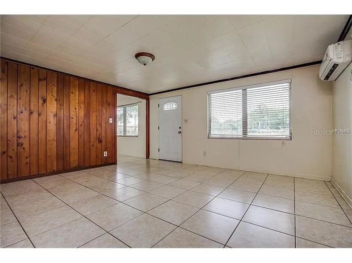 Image No.11-2 Bed Property for sale