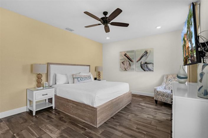 Image No.11-4 Bed Townhouse for sale