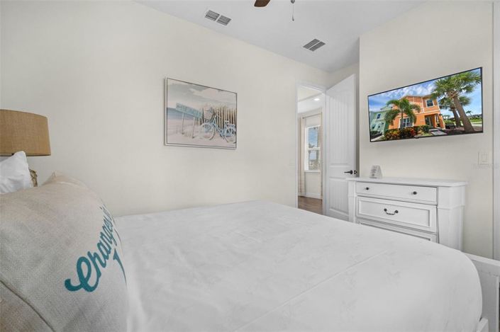 Image No.14-4 Bed Townhouse for sale