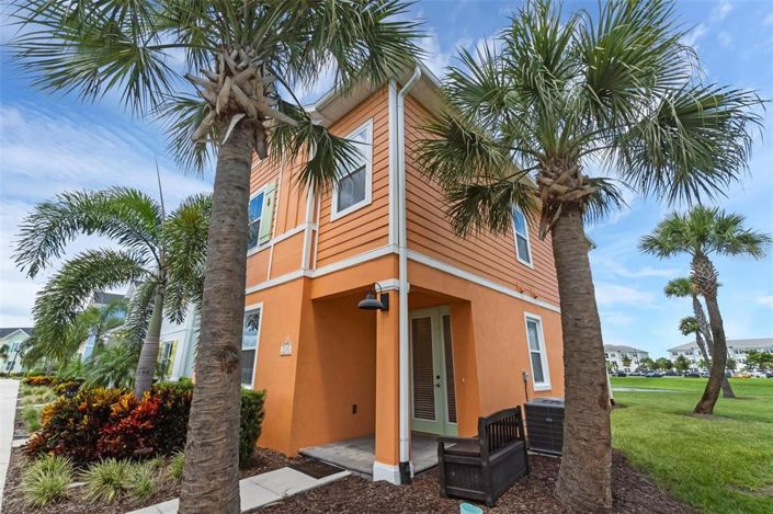 Image No.28-4 Bed Townhouse for sale