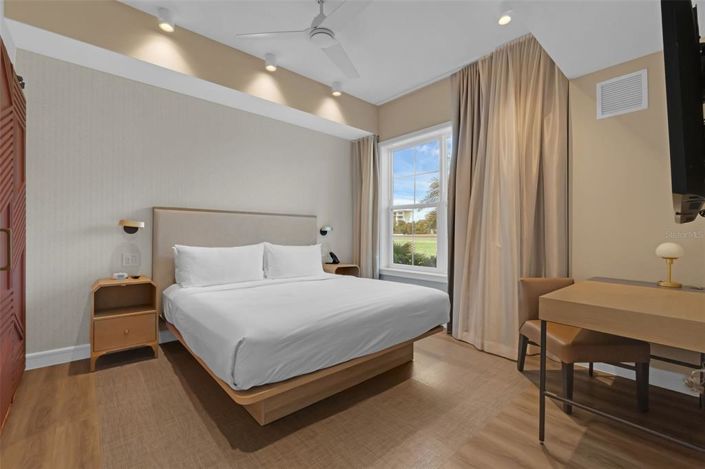 Image No.13-2 Bed Property for sale