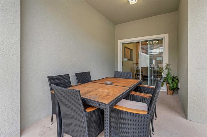 Image No.22-4 Bed Townhouse for sale