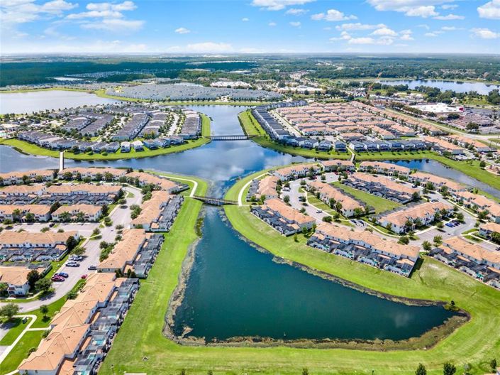 Image No.37-4 Bed Townhouse for sale