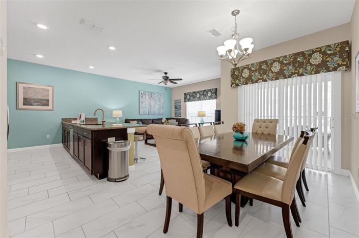 Image No.4-4 Bed Townhouse for sale