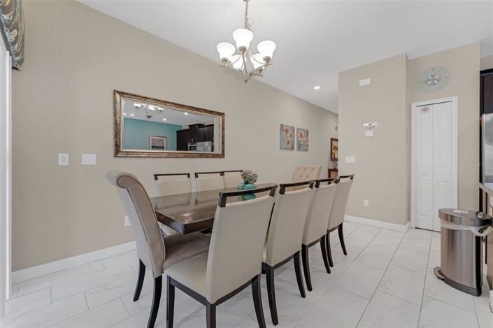 Image No.5-4 Bed Townhouse for sale