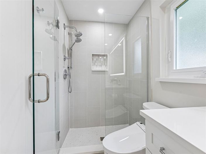 Image No.13-2 Bed Property for sale