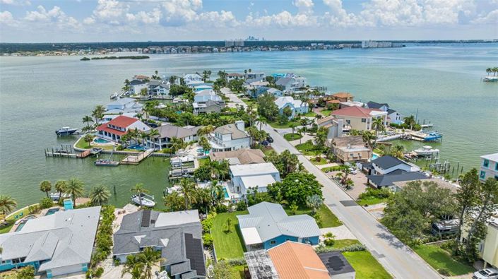 Image No.35-2 Bed Property for sale