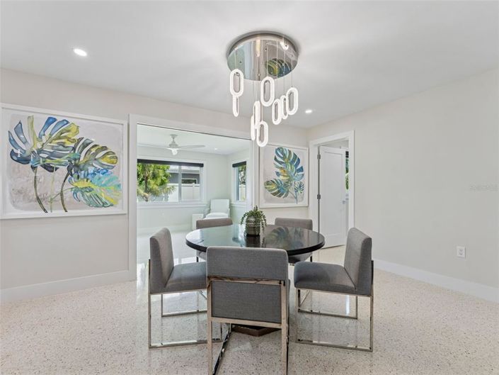 Image No.9-2 Bed Property for sale