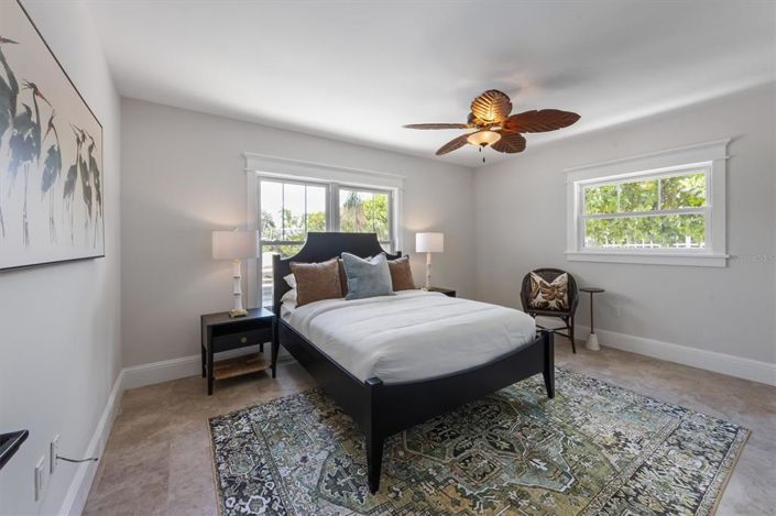 Image No.24-4 Bed Property for sale