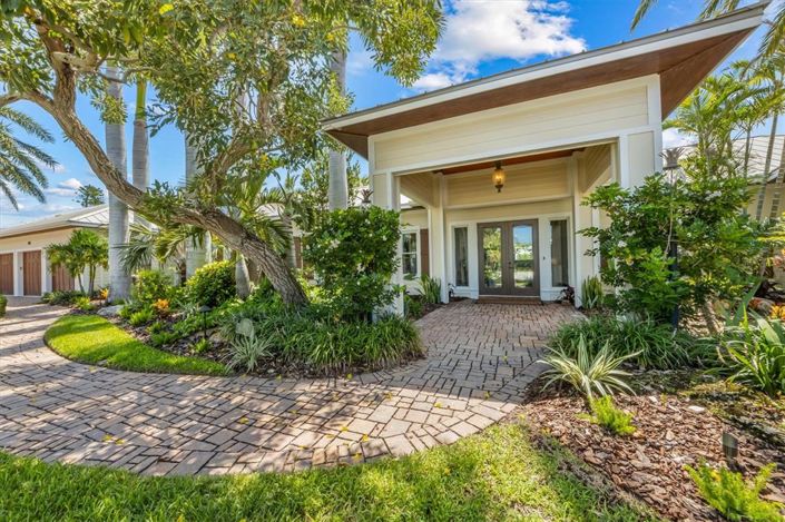 Image No.3-4 Bed Property for sale