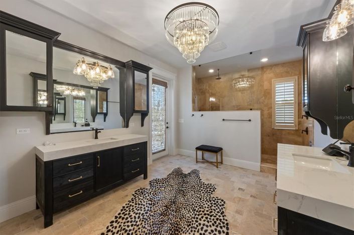 Image No.35-4 Bed Property for sale