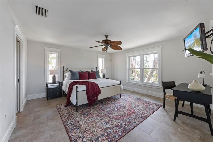 Image No.39-4 Bed Property for sale