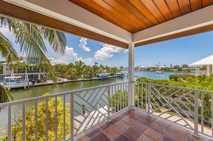 Image No.43-4 Bed Property for sale