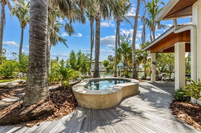 Image No.44-4 Bed Property for sale