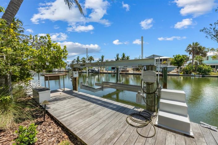 Image No.47-4 Bed Property for sale