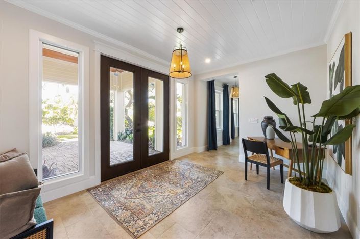 Image No.5-4 Bed Property for sale