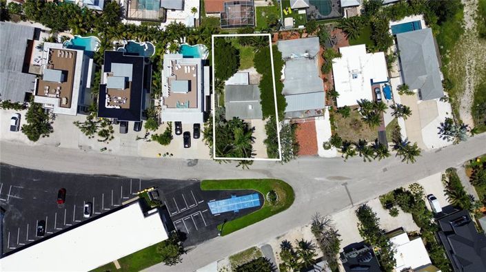 Image No.10-2 Bed Property for sale