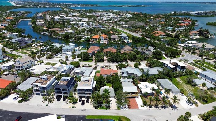 Image No.7-2 Bed Property for sale