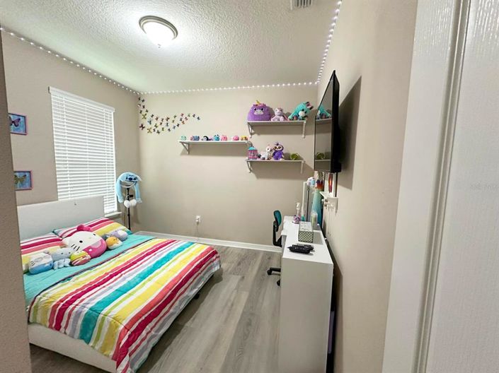 Image No.15-3 Bed Property for sale