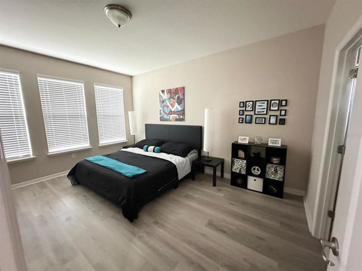 Image No.32-3 Bed Property for sale