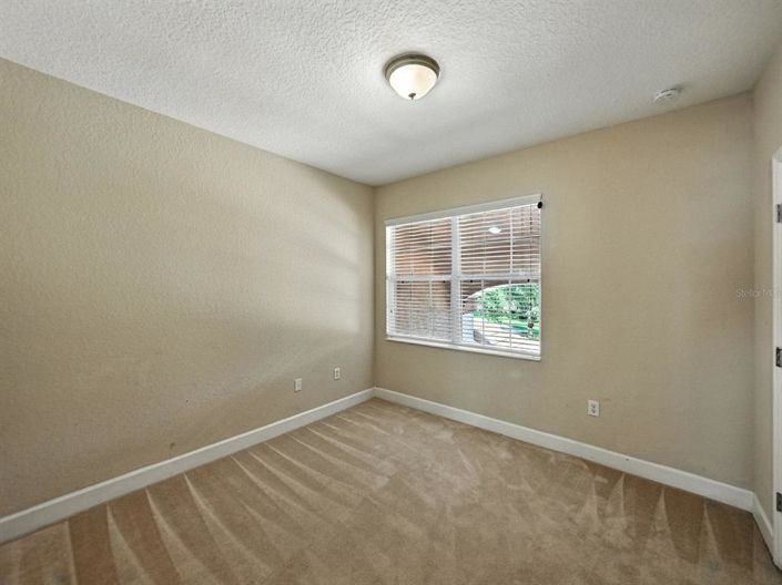 Image No.15-3 Bed Property for sale