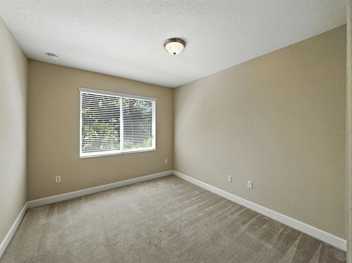 Image No.17-3 Bed Property for sale