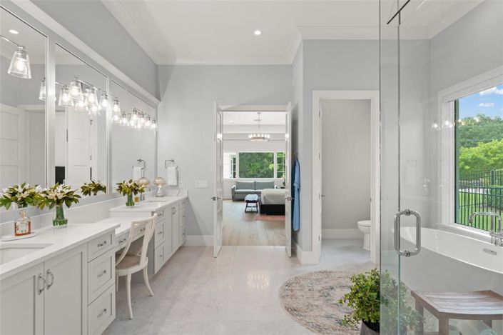 Image No.22-5 Bed Property for sale