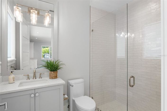 Image No.45-5 Bed Property for sale