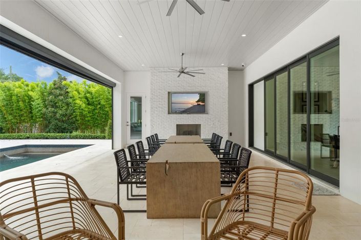 Image No.47-5 Bed Property for sale