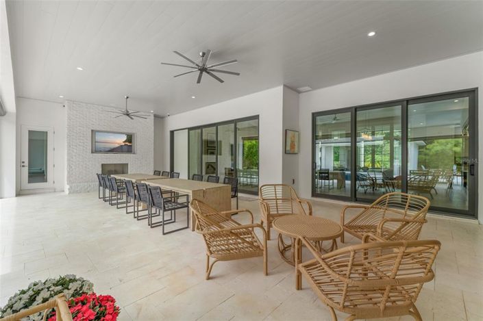 Image No.48-5 Bed Property for sale