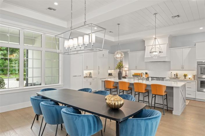 Image No.5-5 Bed Property for sale