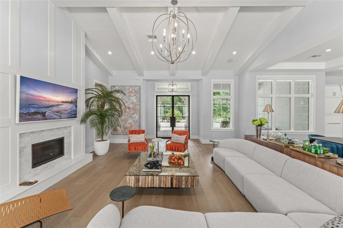 Image No.57-5 Bed Property for sale