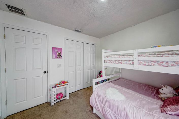 Image No.25-6 Bed Property for sale