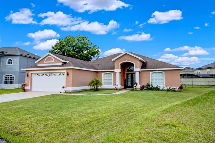 Image No.5-6 Bed Property for sale