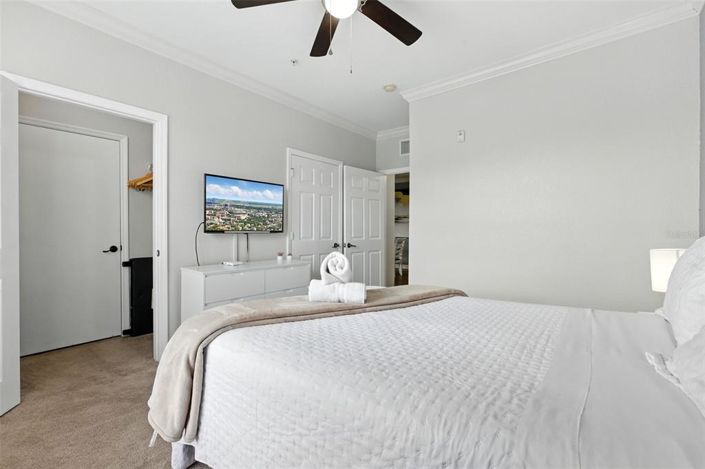 Image No.17-3 Bed Property for sale