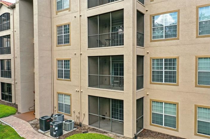 Image No.28-3 Bed Property for sale