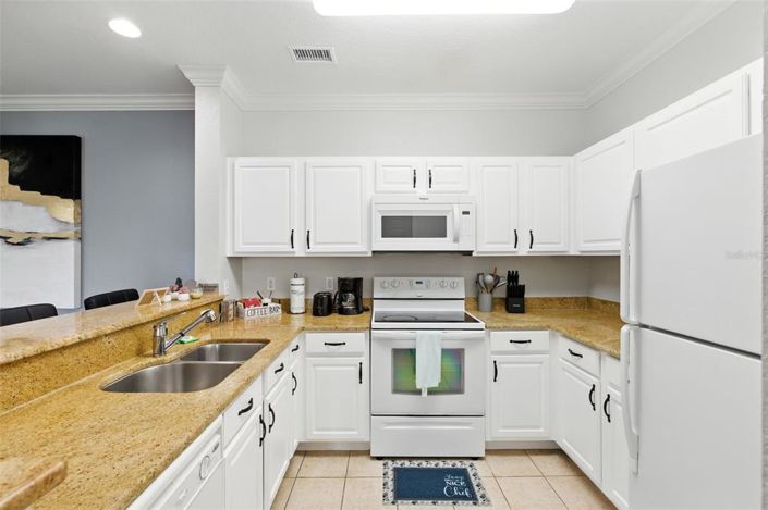 Image No.5-3 Bed Property for sale