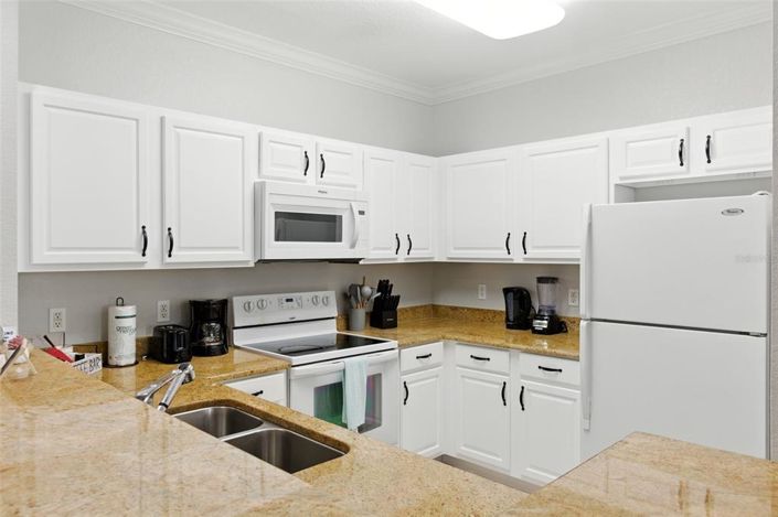 Image No.7-3 Bed Property for sale