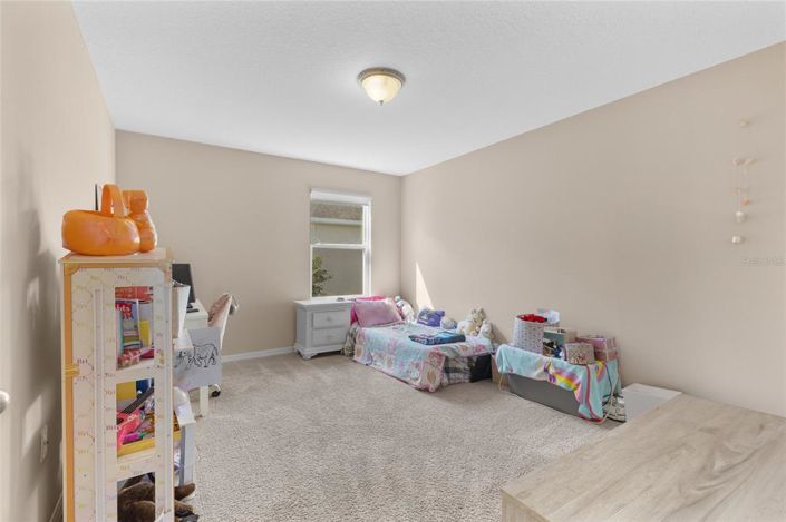 Image No.20-4 Bed Property for sale