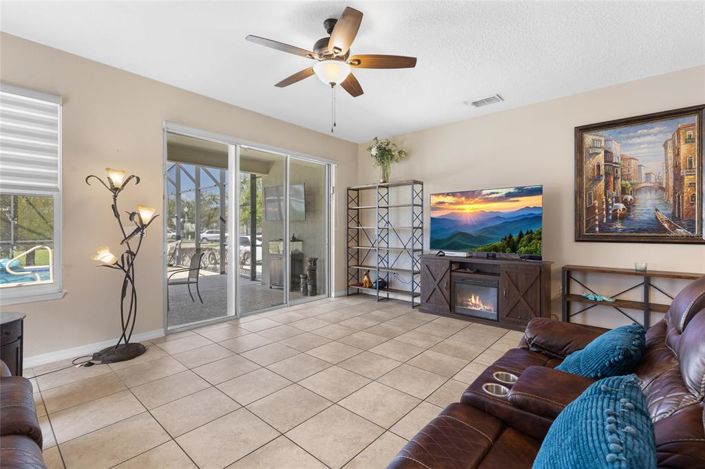 Image No.6-4 Bed Property for sale