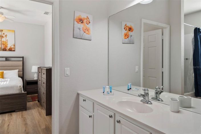 Image No.11-3 Bed Property for sale