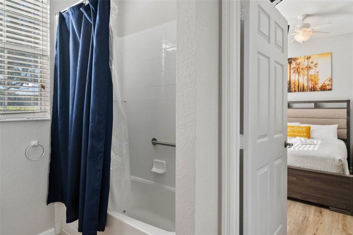 Image No.12-3 Bed Property for sale