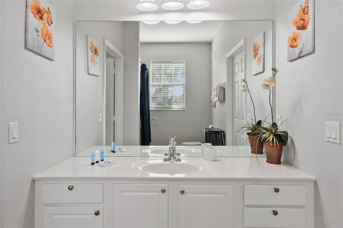 Image No.13-3 Bed Property for sale