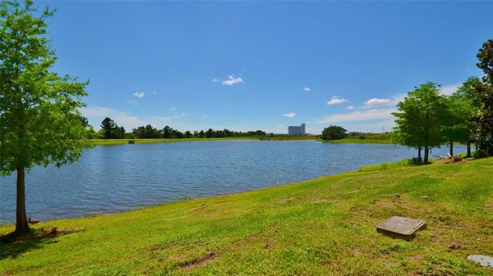 Image No.26-3 Bed Property for sale