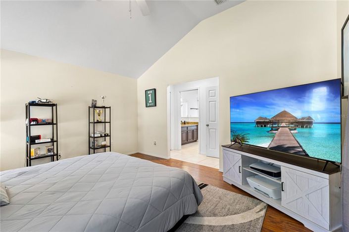 Image No.22-4 Bed Property for sale