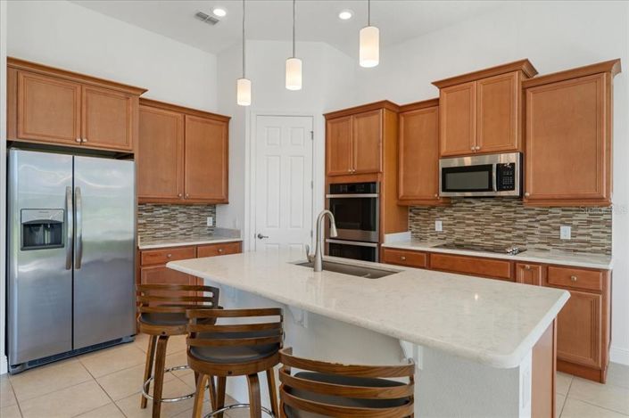 Image No.10-4 Bed Property for sale