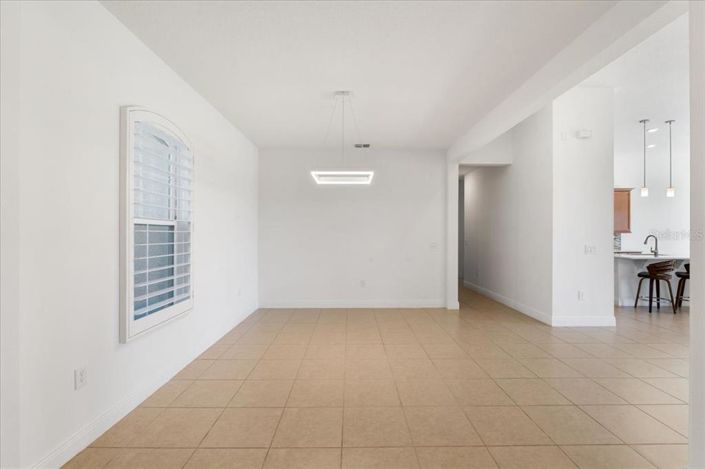 Image No.13-4 Bed Property for sale