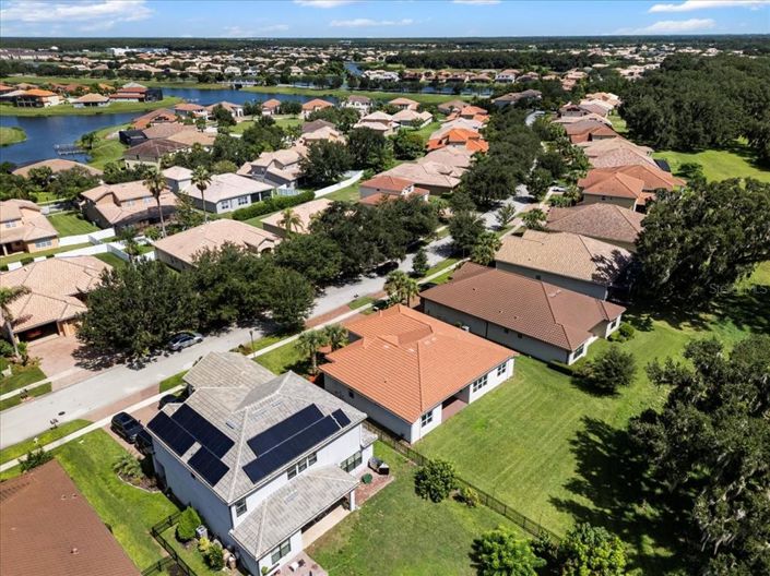 Image No.44-4 Bed Property for sale