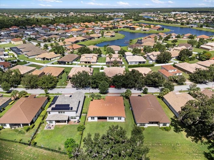 Image No.48-4 Bed Property for sale